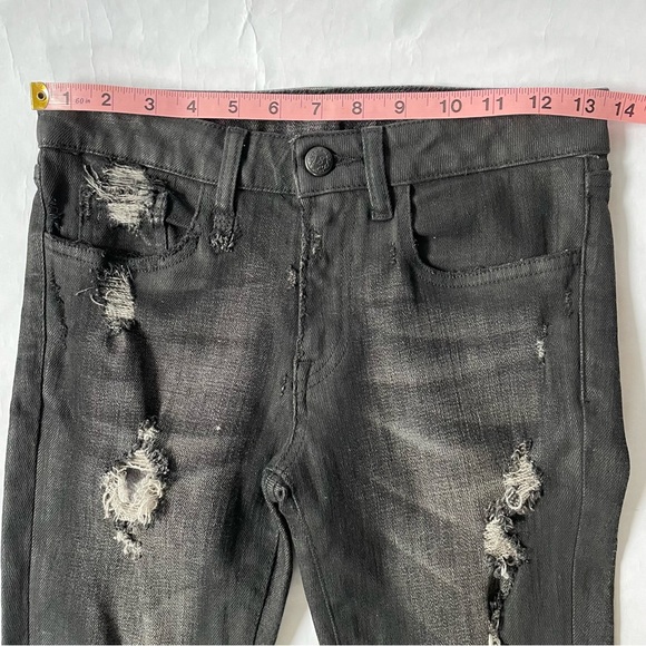 R13 / Sample - Picture 11 of 16